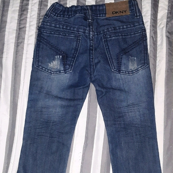 ADORABLE DKNY Toddler Jeans SZ: 2T - Picture 2 of 4